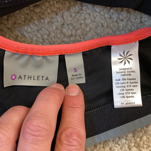 Athleta Hypersonic Push the Limit bra size small EUC - Picture 6 of 7